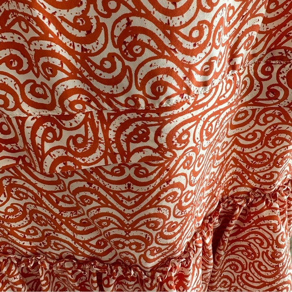 BANANA REPUBLIC sleeveless orange and white silk peplum top - Picture 7 of 7